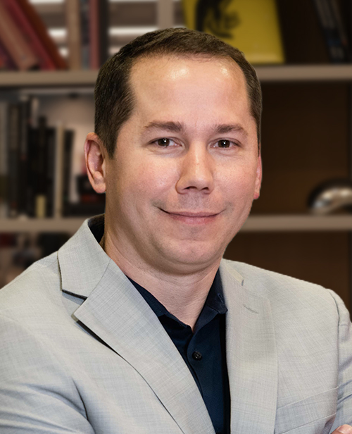 Eric Risner's headshot