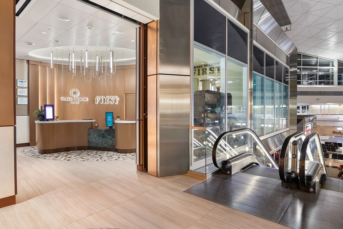 Plaza Premium Group Lounge - DFW Airport primary image